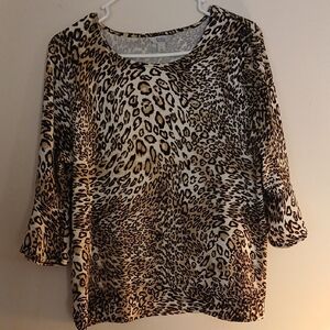 🚨5/$20🚨Leopard Print Women's Top